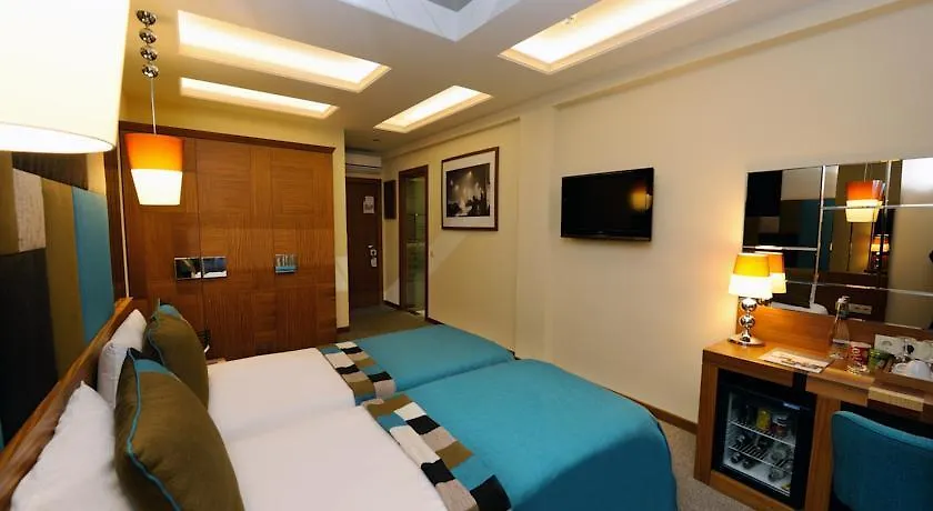 Collage Cihangir Apart Istanboel Aparthotel